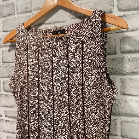 I LE New York Brown Cream Fit & Flare Stretch Sleeveless Dress Size 12 - Picture 4 of 10